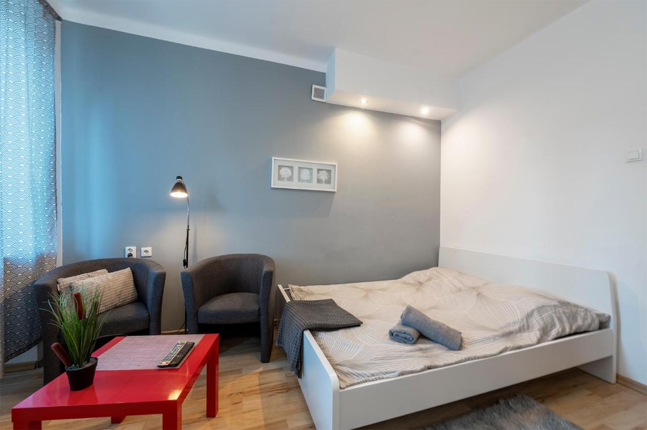 Cosy Studio In University District-Free Parking With Gate! Лодзь Экстерьер фото